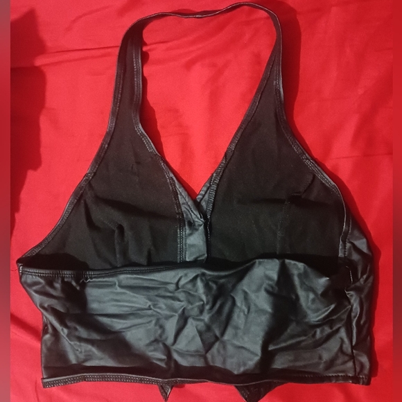 NEW Shein Women black faux leather buttoned halter vest - Picture 4 of 6